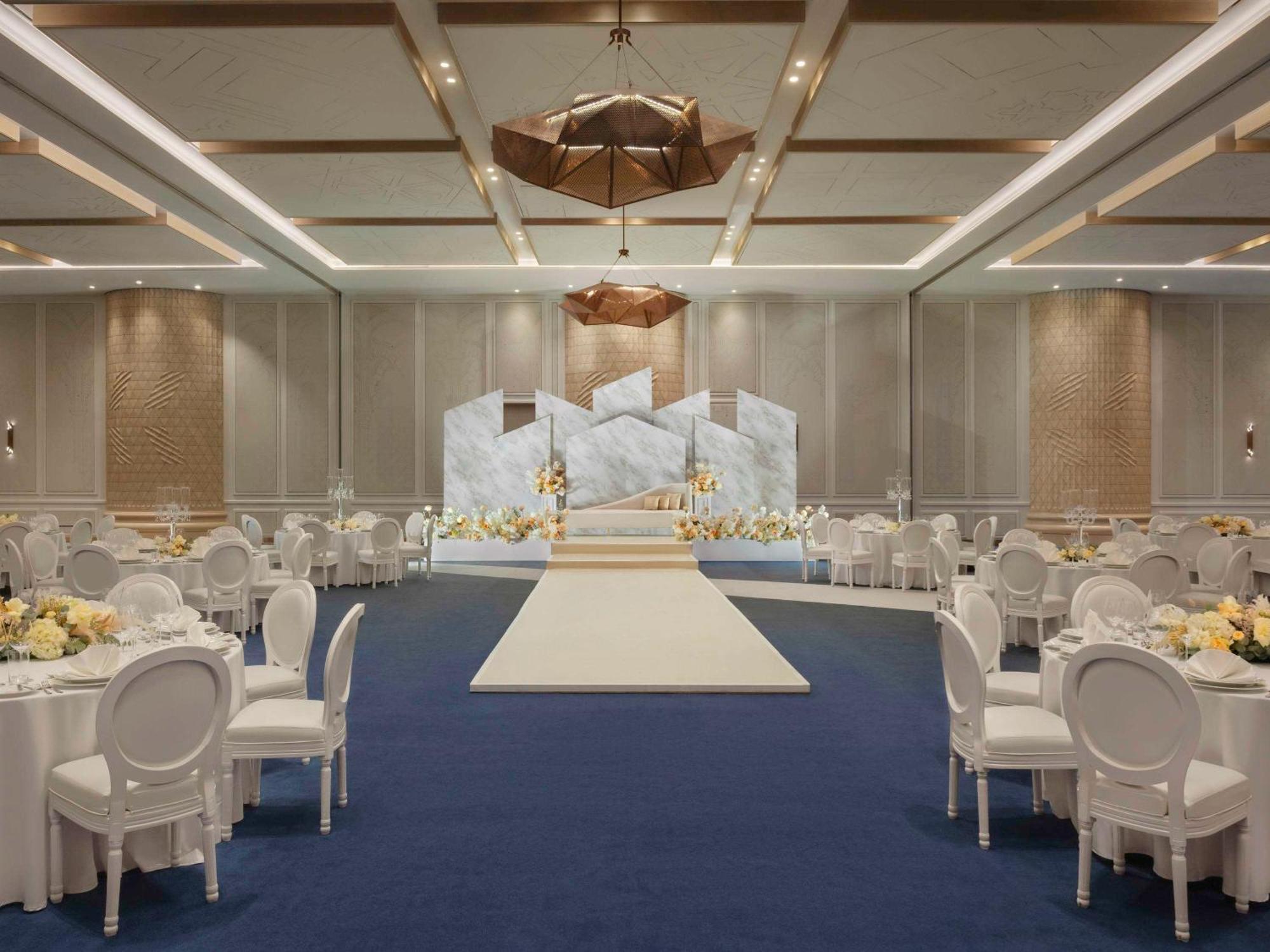מלון So/ Uptown דובאי מראה חיצוני תמונה The ballroom