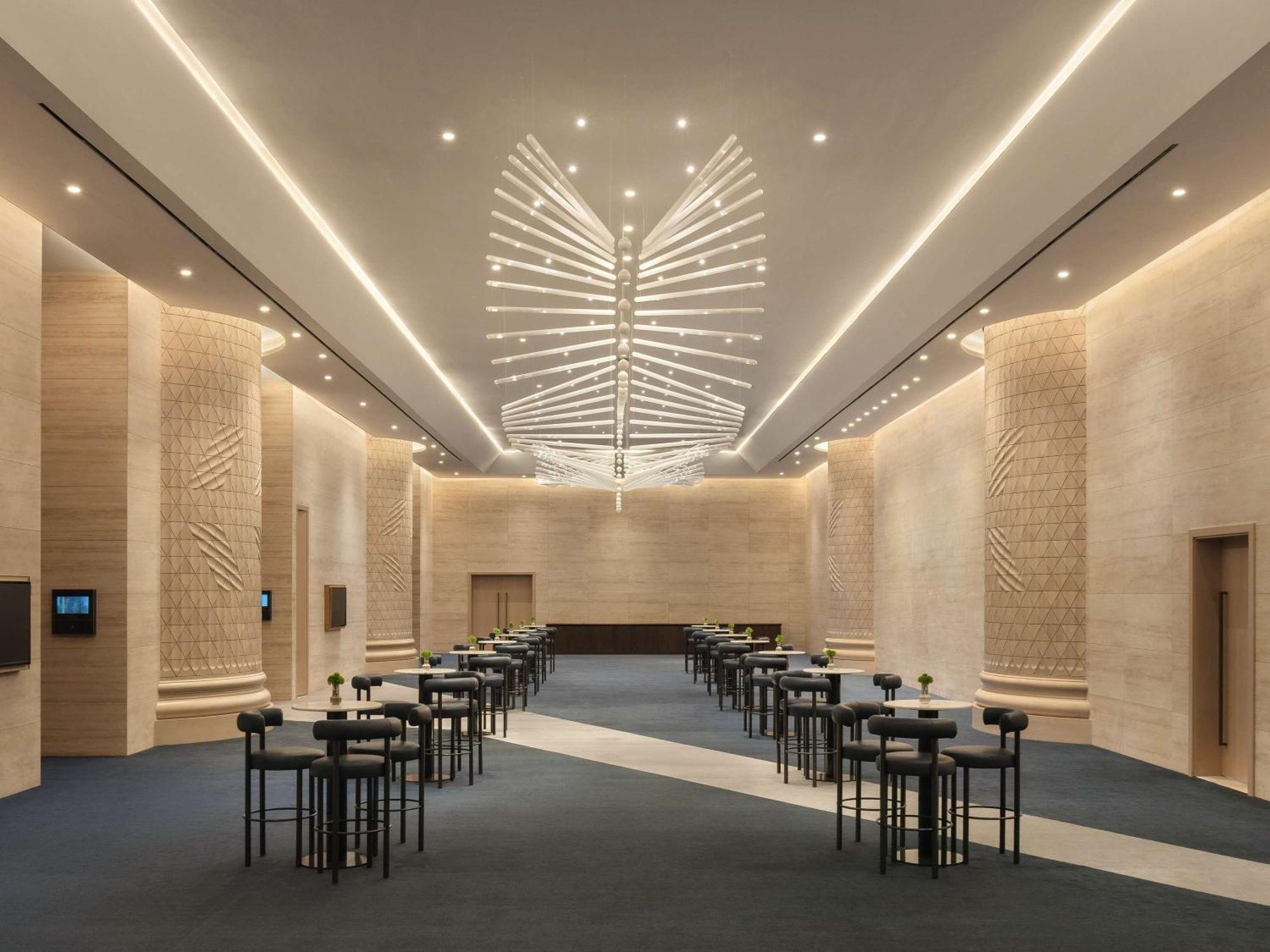 מלון So/ Uptown דובאי מראה חיצוני תמונה The Westin Dubai